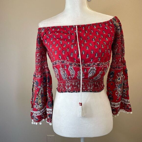 Band of Gypsies| Small | Stretch| Soft| Bell Sleeves - Picture 15 of 17